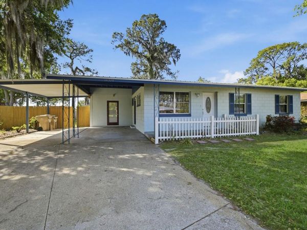 14338 LAKE JUNIETTA DRIVE , TAVARES, FL 32778