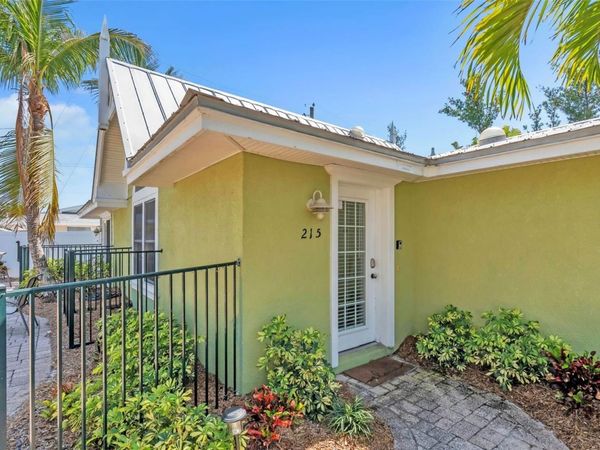 215 67TH STREET , Unit 6, HOLMES BEACH, FL 34217