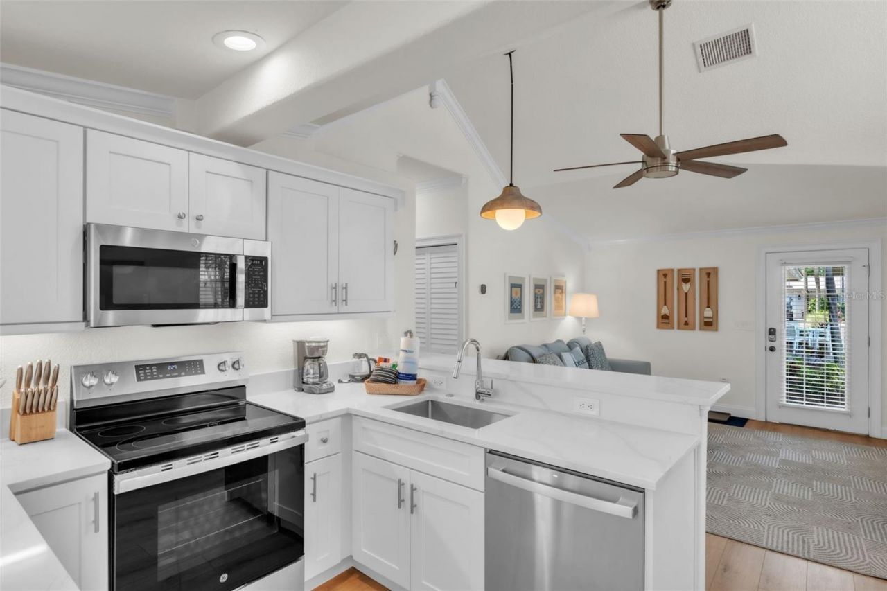 215 67th Street , Unit 6, Holmes Beach, FL 34217 Photo