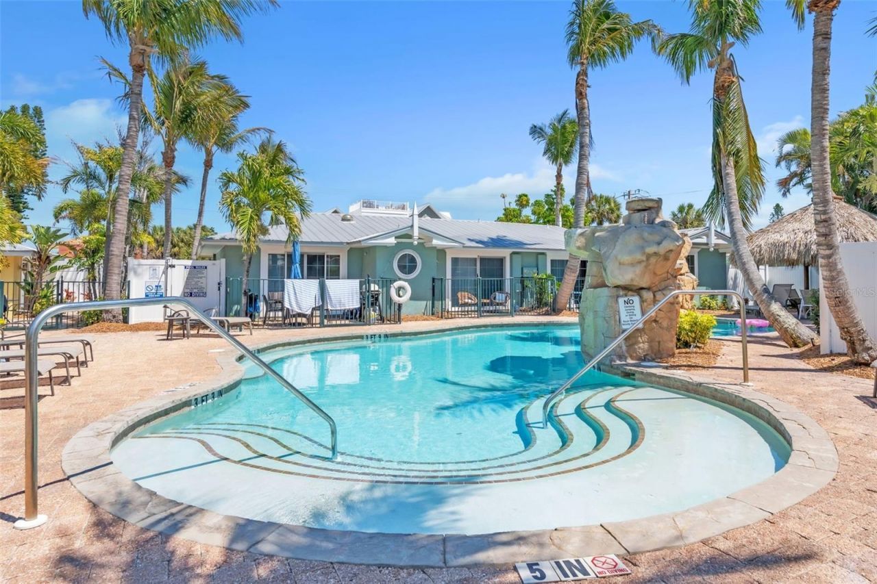 215 67th Street , Unit 6, Holmes Beach, FL 34217 Photo