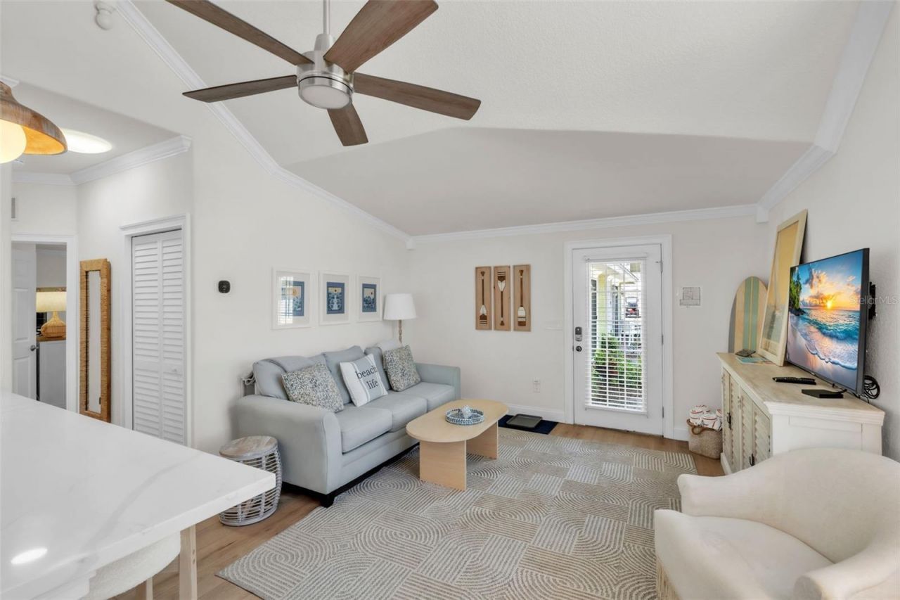 215 67th Street , Unit 6, Holmes Beach, FL 34217 Photo