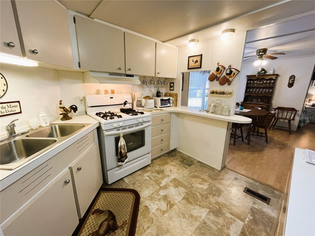 1807 Iowa Avenue, Bradenton, FL 34207 Photo