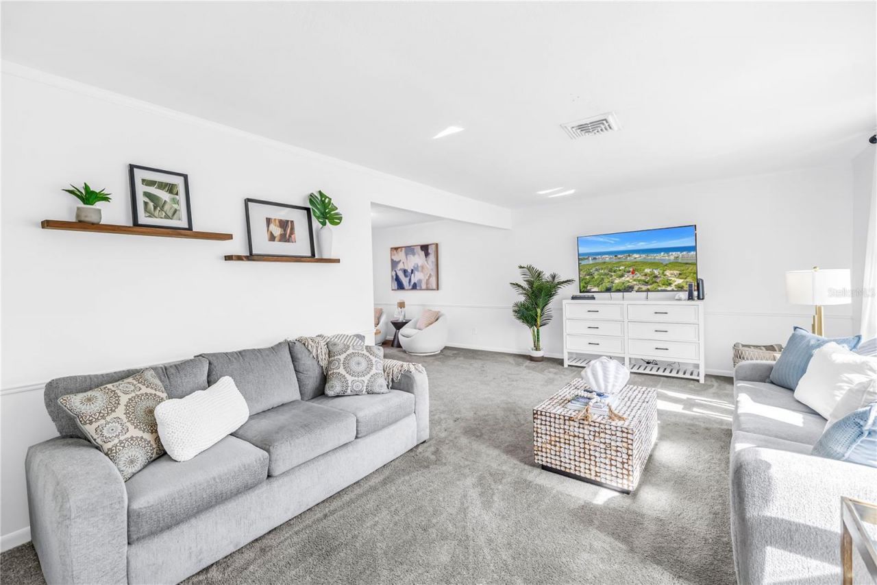 8500 144th Lane , Seminole, FL 33776 Photo