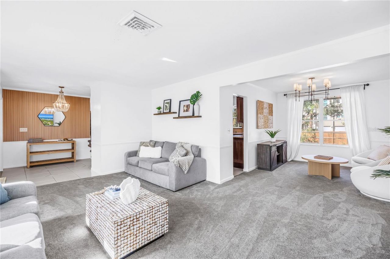 8500 144th Lane , Seminole, FL 33776 Photo