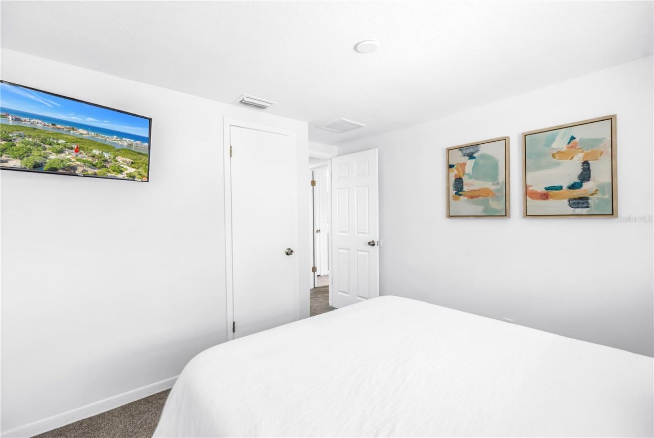 8500 144th Lane , Seminole, FL 33776 Photo