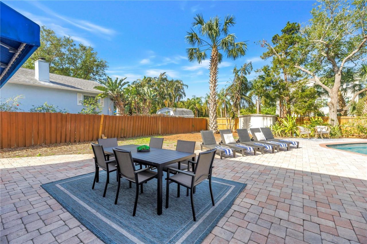 8500 144th Lane , Seminole, FL 33776 Photo