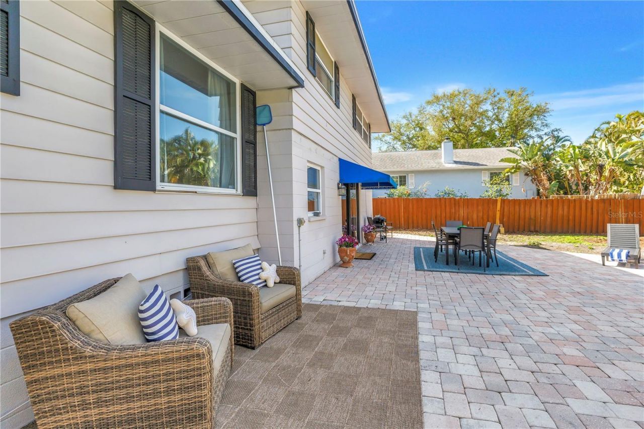 8500 144th Lane , Seminole, FL 33776 Photo