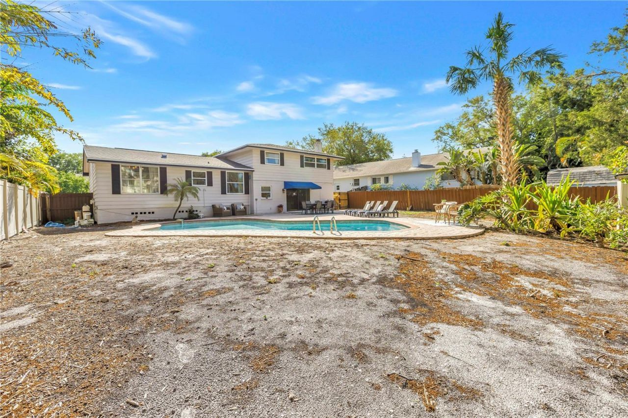 8500 144th Lane , Seminole, FL 33776 Photo