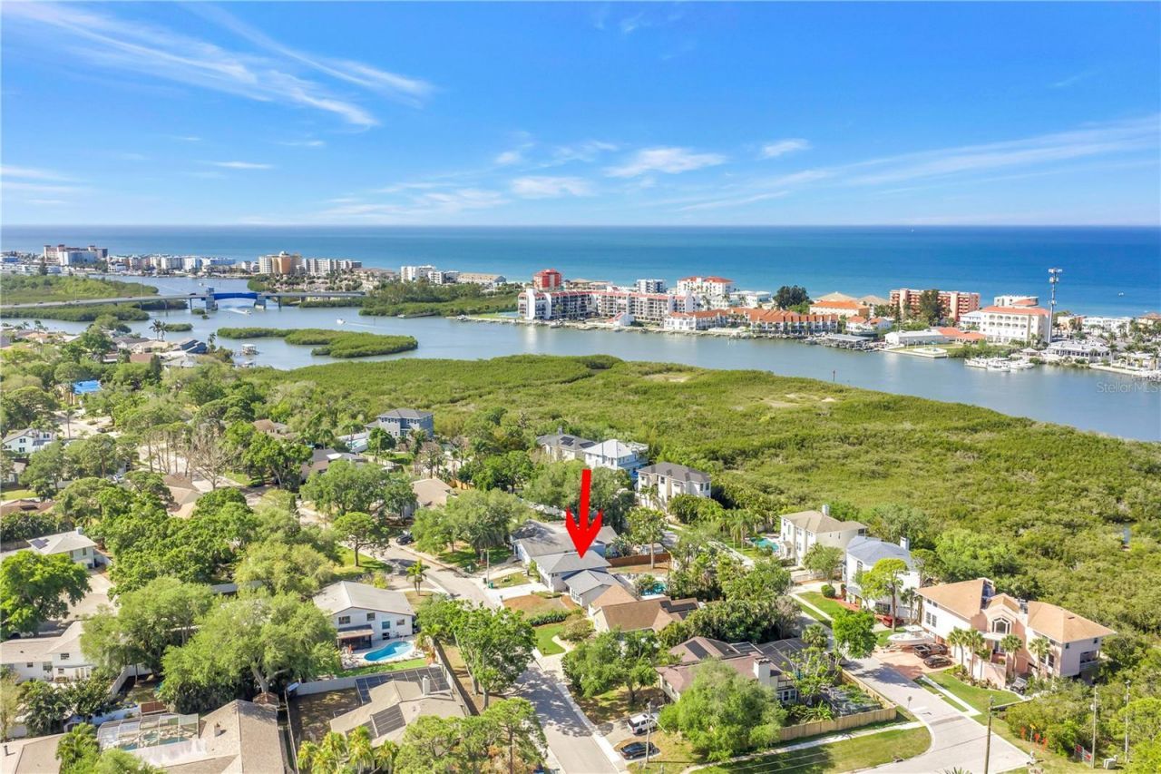 8500 144th Lane , Seminole, FL 33776 Photo