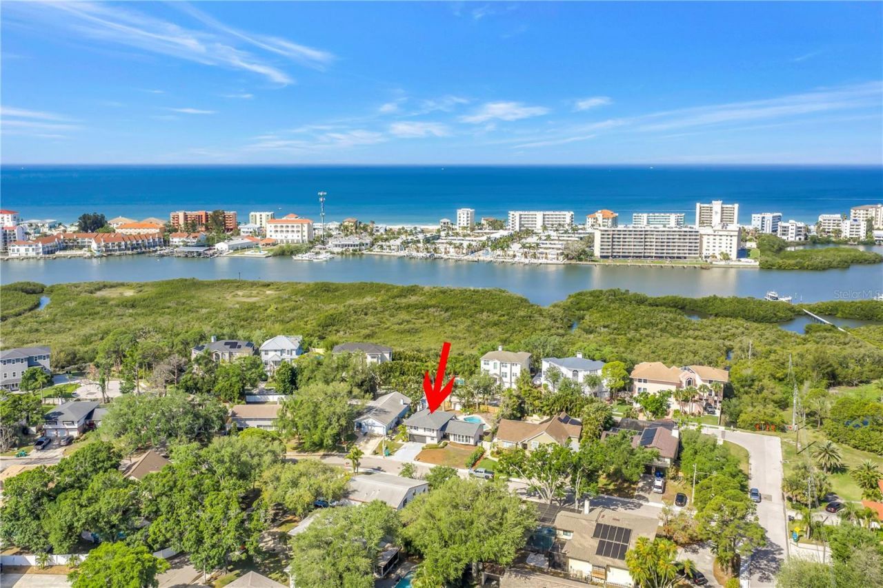 8500 144th Lane , Seminole, FL 33776 Photo