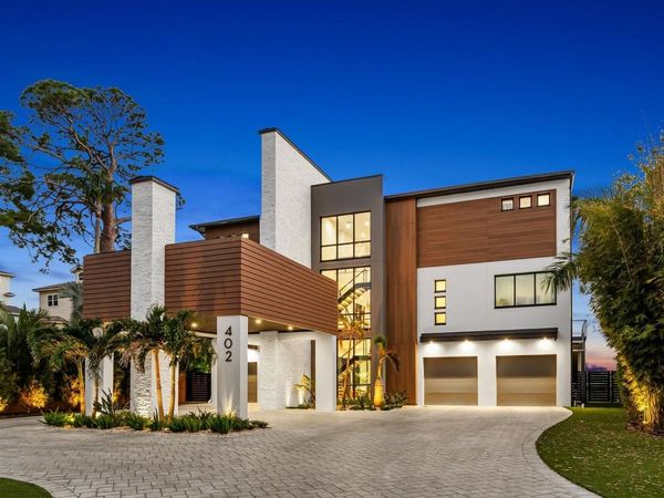 402 HILLSBOROUGH STREET, PALM HARBOR, FL 34683