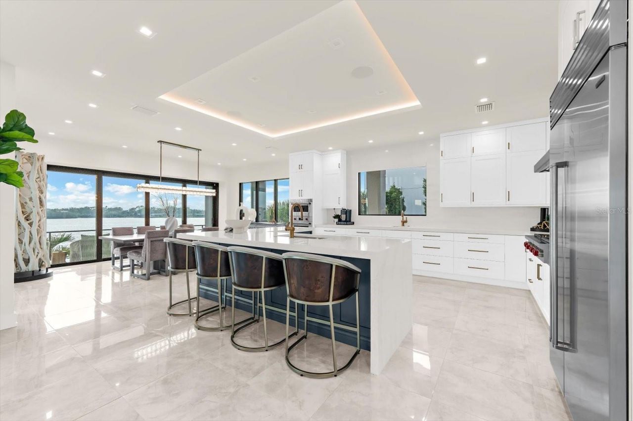 402 Hillsborough Street, Palm Harbor, FL 34683 Photo