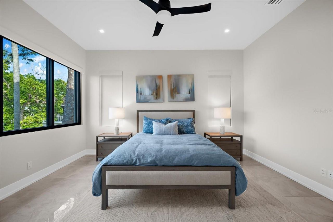 402 Hillsborough Street, Palm Harbor, FL 34683 Photo