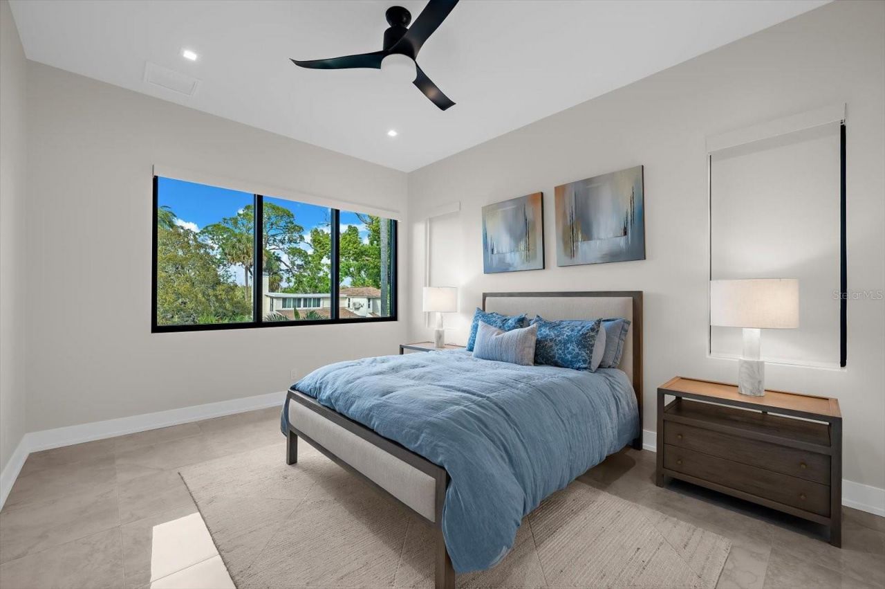 402 Hillsborough Street, Palm Harbor, FL 34683 Photo