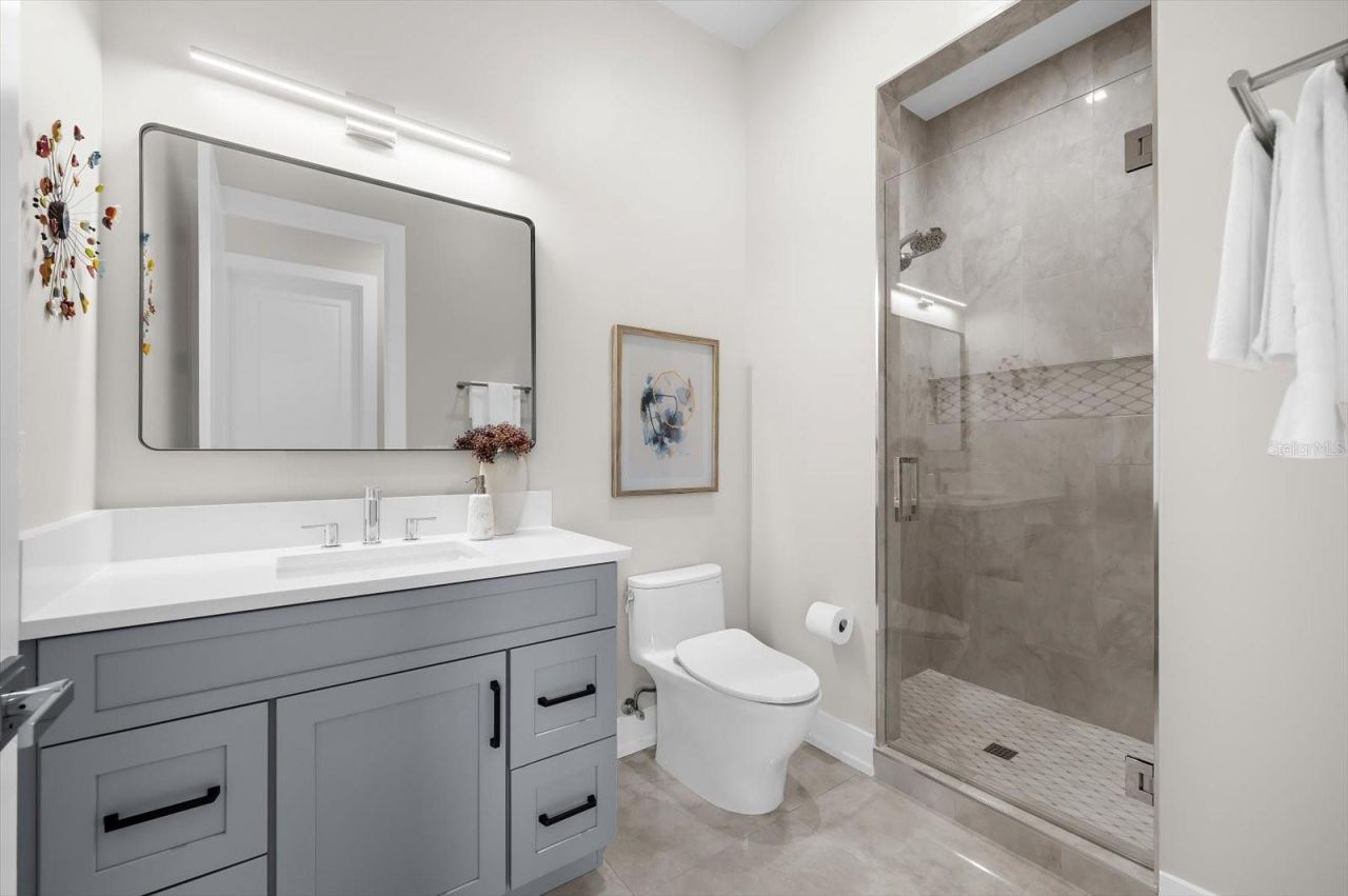 402 Hillsborough Street, Palm Harbor, FL 34683 Photo