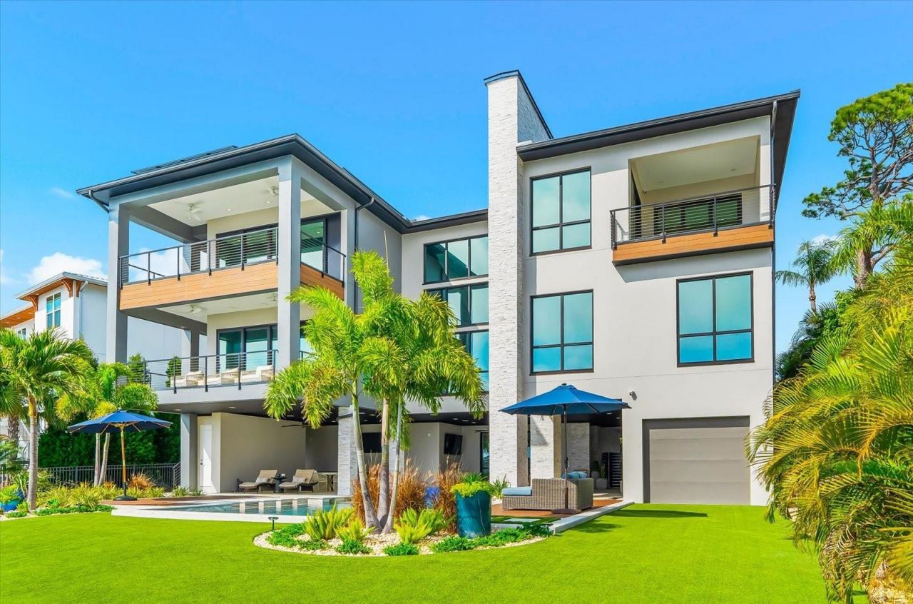 402 Hillsborough Street, Palm Harbor, FL 34683 Photo