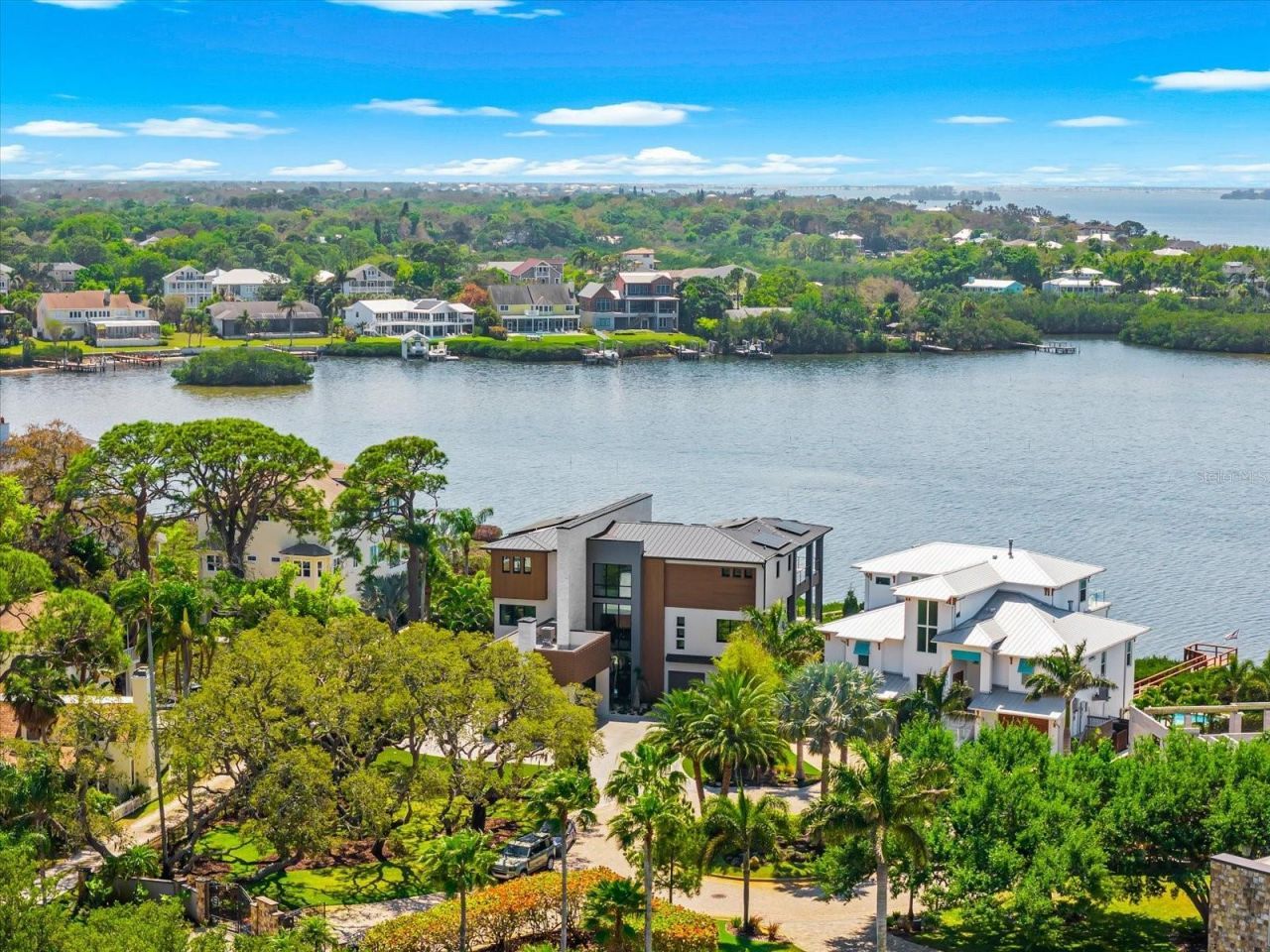 402 Hillsborough Street, Palm Harbor, FL 34683 Photo