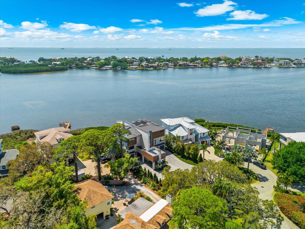 402 Hillsborough Street, Palm Harbor, FL 34683 Photo