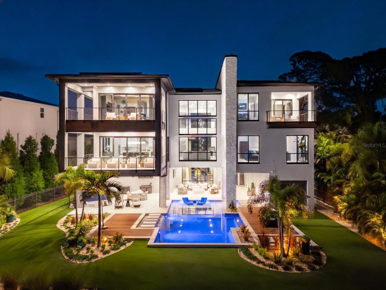 402 Hillsborough Street, Palm Harbor, FL 34683 Photo