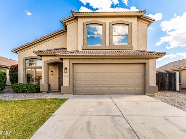 8645 E MONTE Avenue, Mesa, AZ 85209