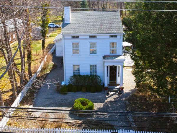 917 Broad Street, Shrewsbury Boro, NJ 07702