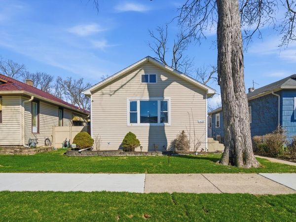 1433 S 21st Avenue , Maywood, IL 60153