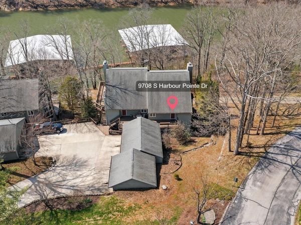 9708 S Harbour Pointe Drive, Bloomington, IN 47401