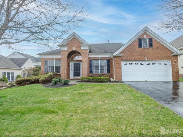 3 Hogan Way, Monroe Township, NJ 08831