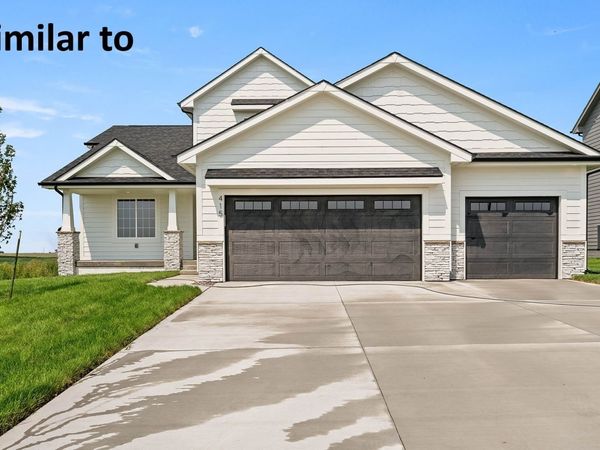 2608 Bluebell Drive, Norwalk, IA 50211