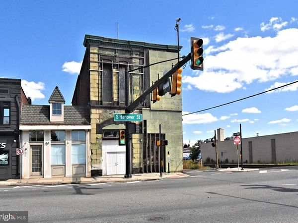 28 S HANOVER STREET , POTTSTOWN, PA 19464