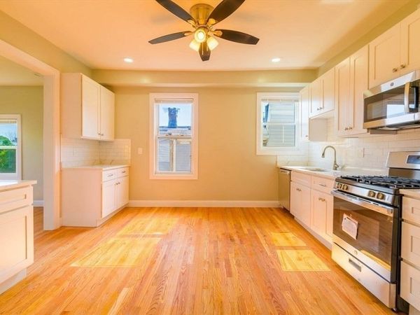 28-30 Chestnut, Unit 3, Boston, MA 02130