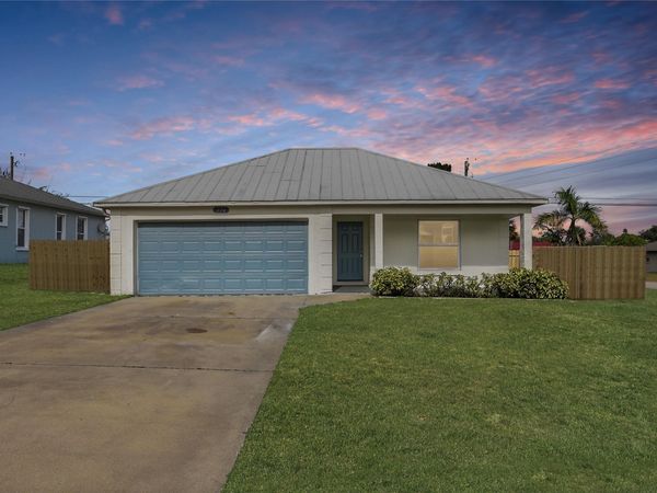 224 SW 16th Pl Place SW, Vero Beach, FL 32962