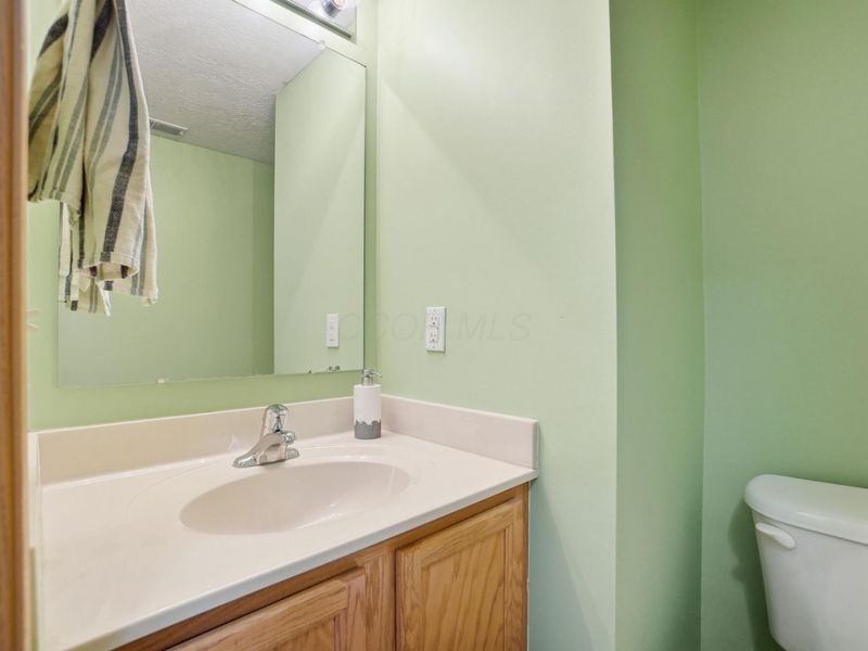 6891 Spring Bloom Drive, Canal Winchester, OH 43110 Photo 18