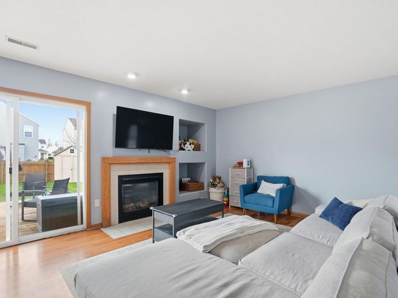 6891 Spring Bloom Drive, Canal Winchester, OH 43110 Photo 7