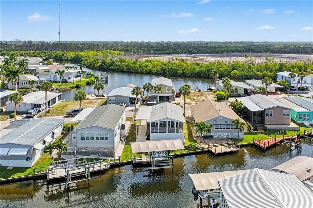 17770 Bryan Ct, Fort Myers Beach, FL 33931 Photo