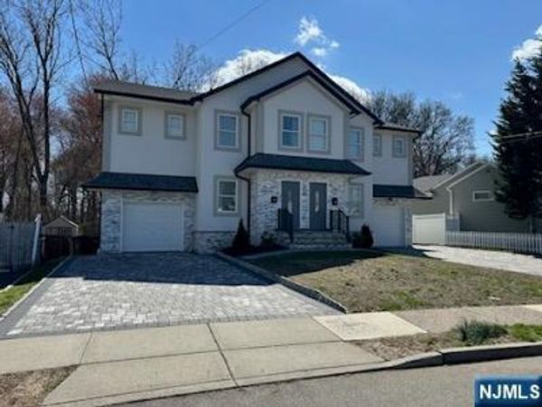 338 Lincoln Avenue B, ELMWOOD PARK, NJ 07407