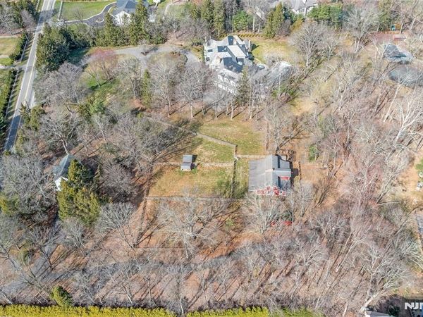 98 E Saddle River Road, SADDLE RIVER, NJ 07458