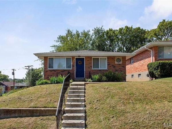 4100 Potomac Street , St Louis, MO 63116