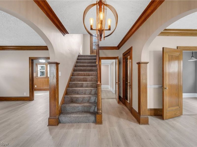 543 Sunset View Drive, Akron, OH 44320 Photo 11