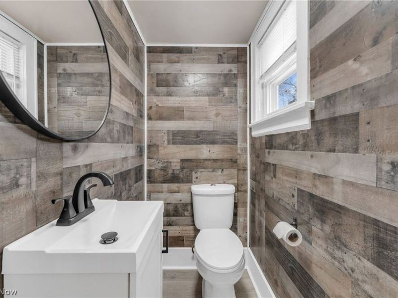 543 Sunset View Drive, Akron, OH 44320 Photo 24