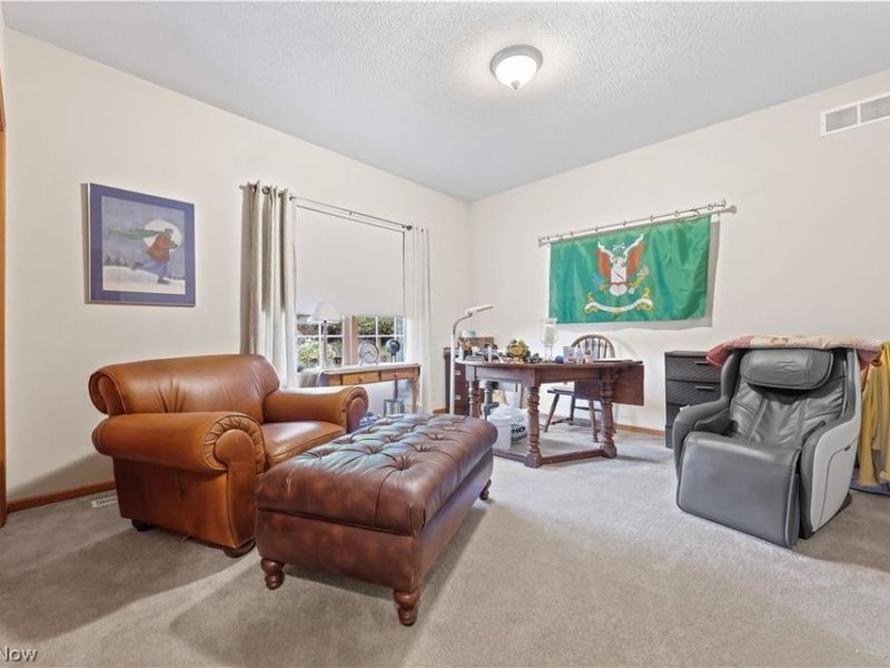 2011 E Swan Lake Circle , Kent, OH 44240 Photo 31