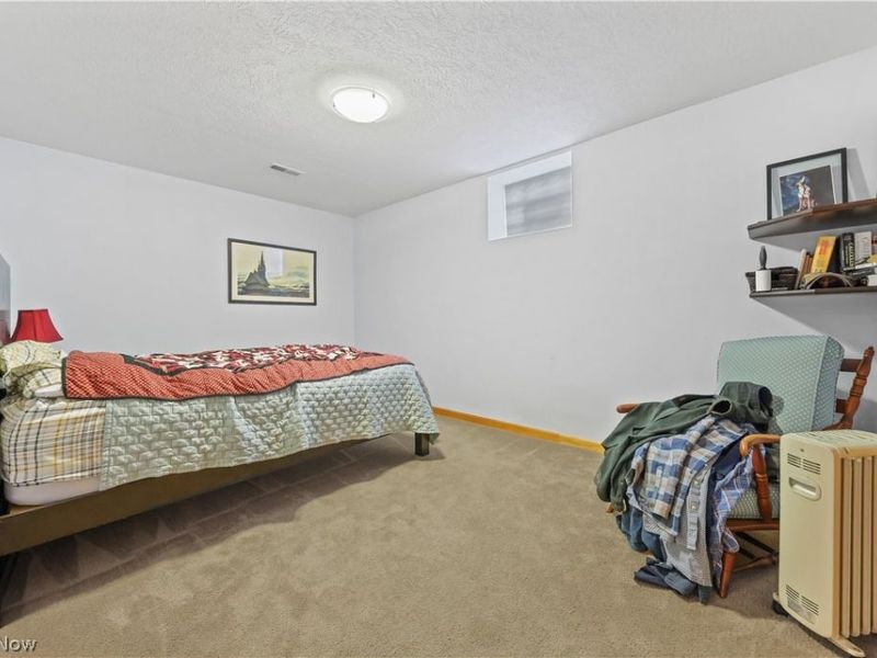 2011 E Swan Lake Circle , Kent, OH 44240 Photo 37