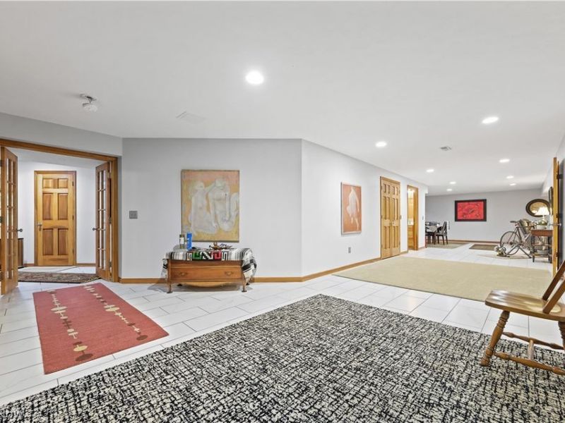 2011 E Swan Lake Circle , Kent, OH 44240 Photo 39