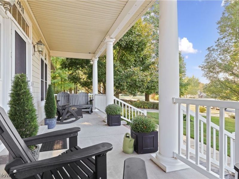 2011 E Swan Lake Circle , Kent, OH 44240 Photo 7