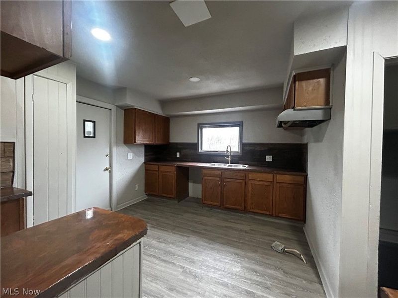 12609 Dove Avenue , Cleveland, OH 44105 Photo 4