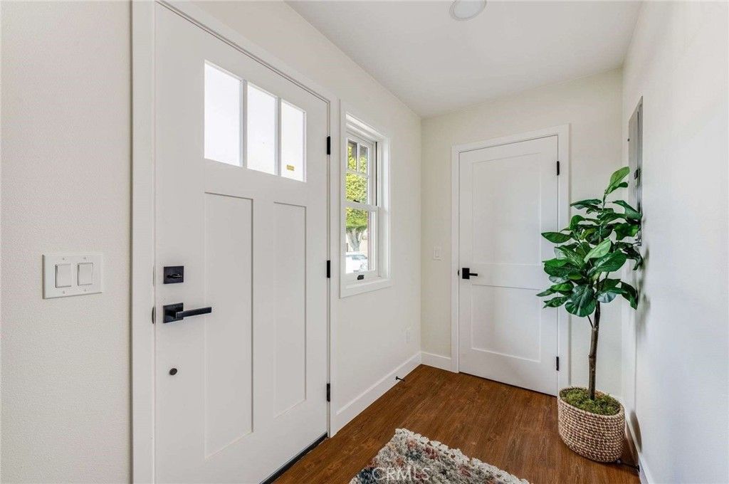 117 N Vista Bonita Avenue, Unit A, Glendora, CA 91741 Main Photo