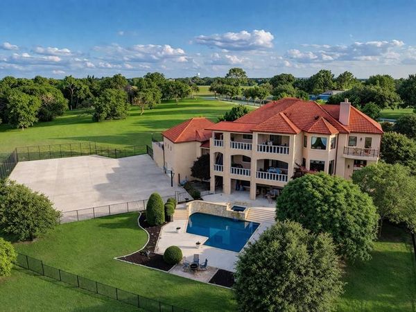 323 Kings Court, Forney, TX 75126