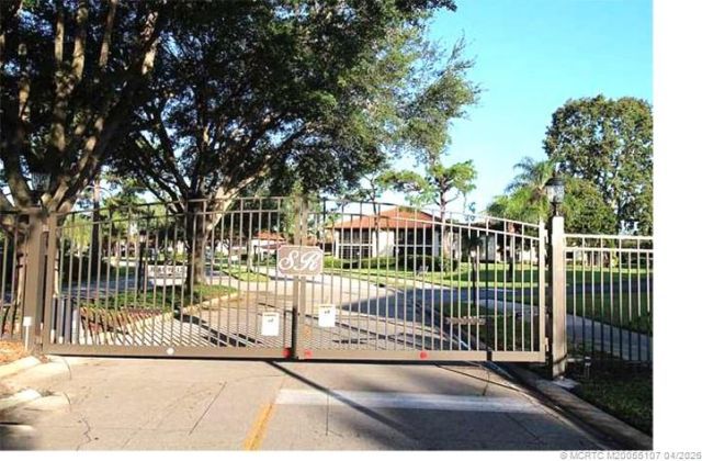 911 SW South River Drive, Unit 206, Stuart, FL 34997 Photo