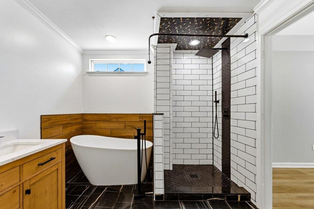 457 Carolina Woods Dr. Photo 14