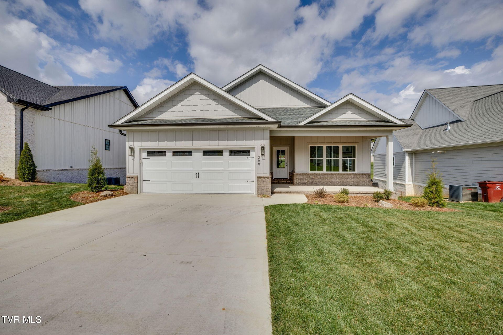 266 Winston Place, Johnson City, TN 37615 Main Photo